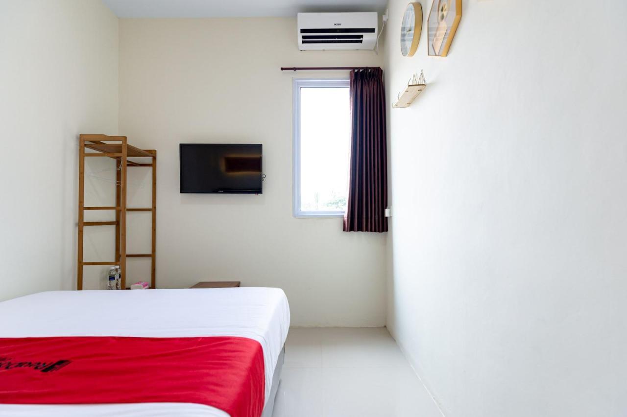 Kubuk Reddoorz Plus At Komplek Abc Batu Aji Batam מראה חיצוני תמונה